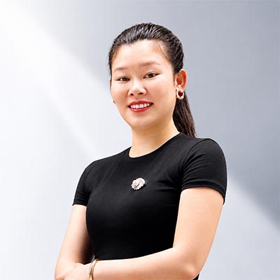 Ms. Lee